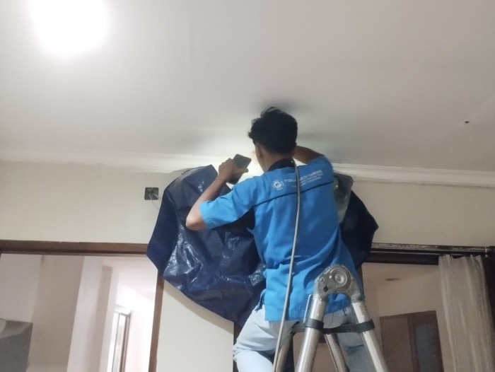 CUCI AC MINGGIR SLEMAN