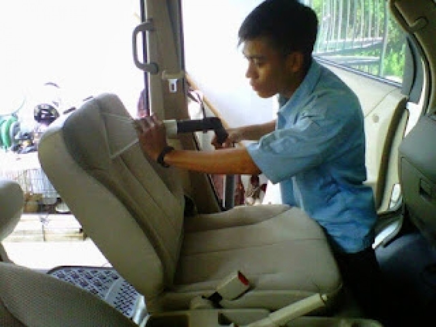 Jasa Cuci Jok Mobil Blitar