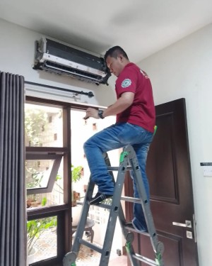 Service AC Tanggul Jember