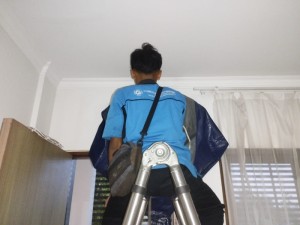 CUCI AC TEMPEL SLEMAN