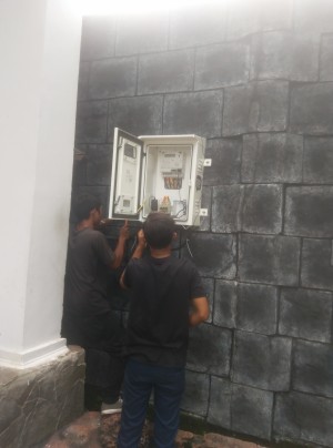 Tukang listrik panggilan Lampung