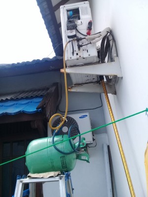 JASA CUCI AC | PASANG AC | BONGKAR AC JOGJA | 0813-1759-3933