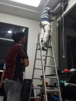 SERVICE AC JAKARTA PUSAT