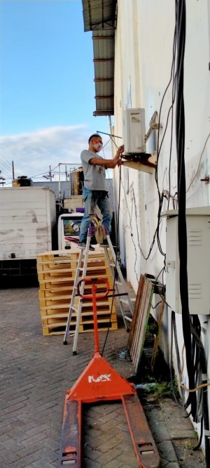 Service Ac | Kulkas | Mesin Cuci | Freezer Boks Dll Di Kota Gresik Lamongan