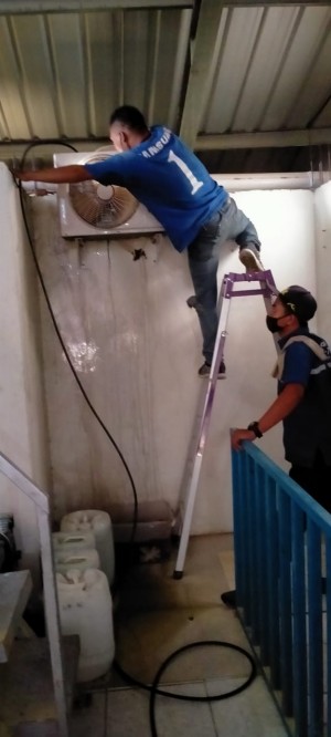 Service Ac | Kulkas | Mesin Cuci | Freezer Boks Dll Di Kota Gresik Lamongan