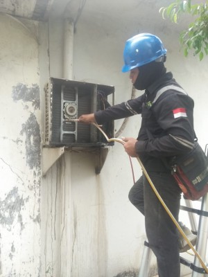Cuci Ac Mutiara Gading CITY Babelan