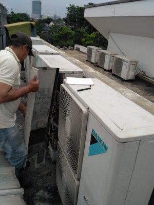 Jasa Service AC Panggilan Sentul  081274847837