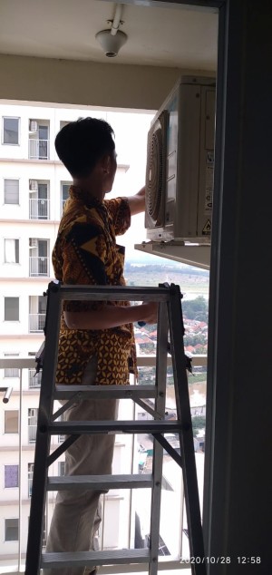 SERVICE AC CITRA KEBUN MAS KARAWANG