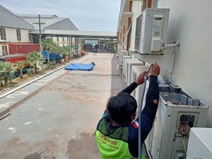 SERVICE AC KULKAS GRESIK