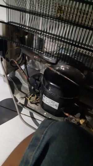 SERVICE KITCHEN EQUIPMENT KULKAS-CHILLER-FREEZER-SHOWCASE-KOMPOR-OVEN-MIXER-COLD ROOM DENPASAR BALI