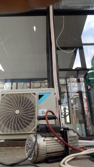 JASA SERVIS AC,PEMASANGAN AC,PERBAIKAN AC SURAKARTA