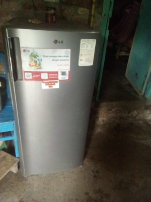 JASA SERVICE KULKAS FREEZER SHOWCASE DI JATINOM KLATEN