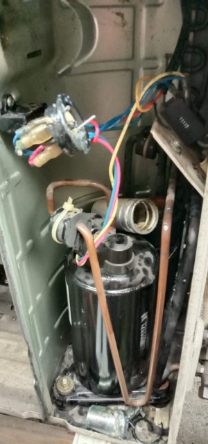JASA SERVICE AC CIKUNIR