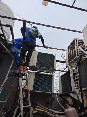JASA SERVICE AC CIKUNIR