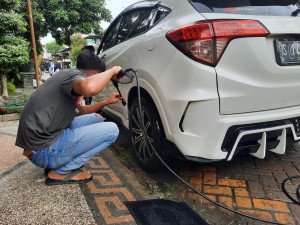 Jasa Cuci Mobil Panggilan Jombang