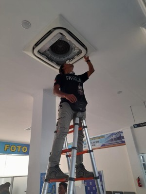 SERVICE AC SUKAGUMIWANG INDRAMAYU