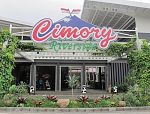 Resto dan Forest di Cimory Riverside Puncak Bogor